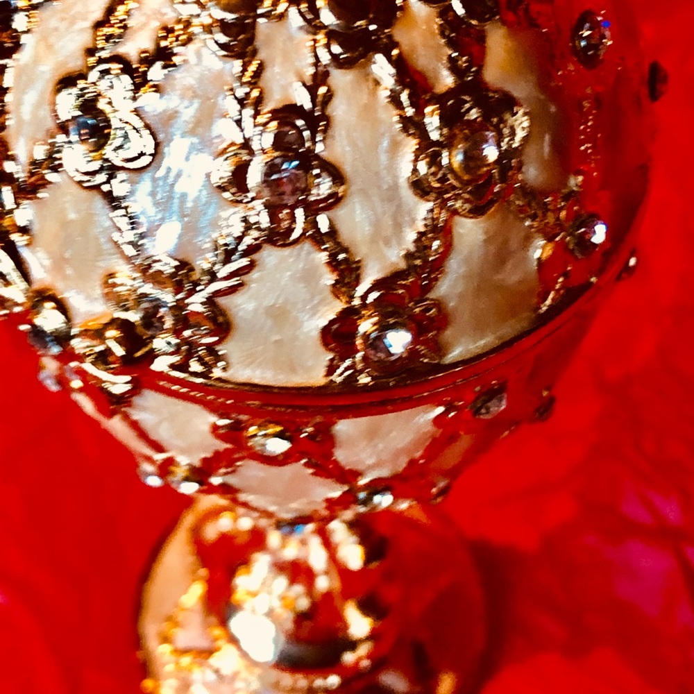 Crystallized Fabrage Egg Ring Box - image 7